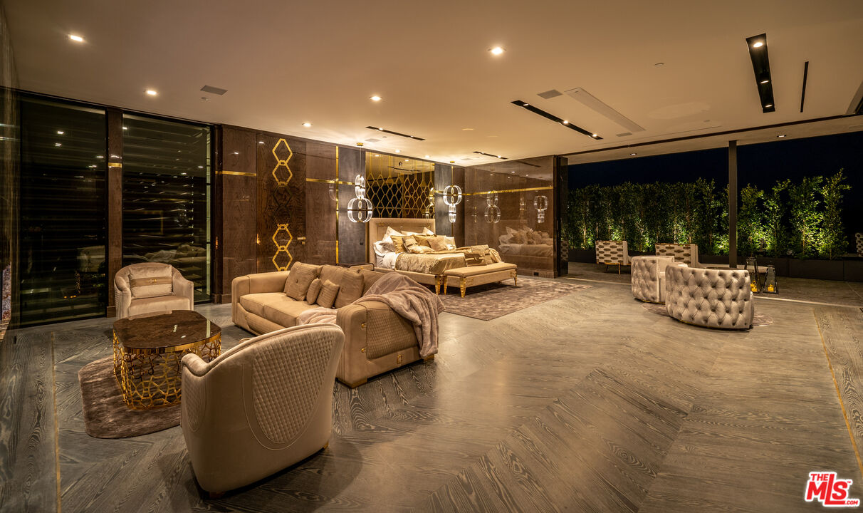 1200 Bel Air Rd