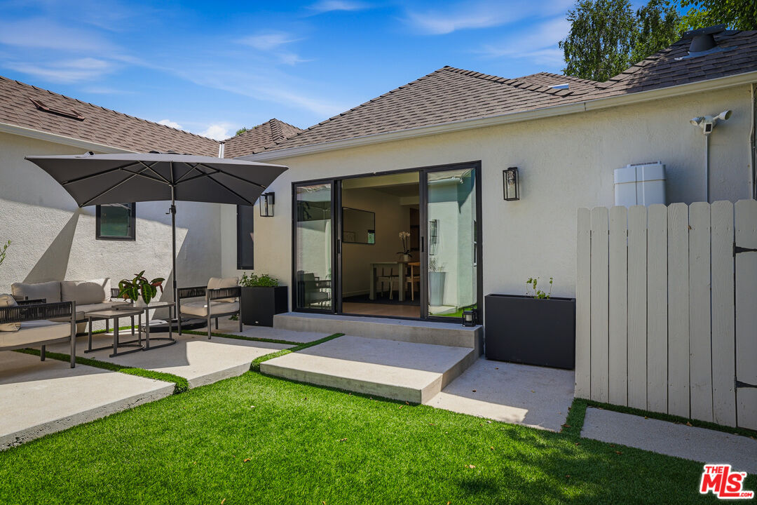 11357 Aqua Vista St