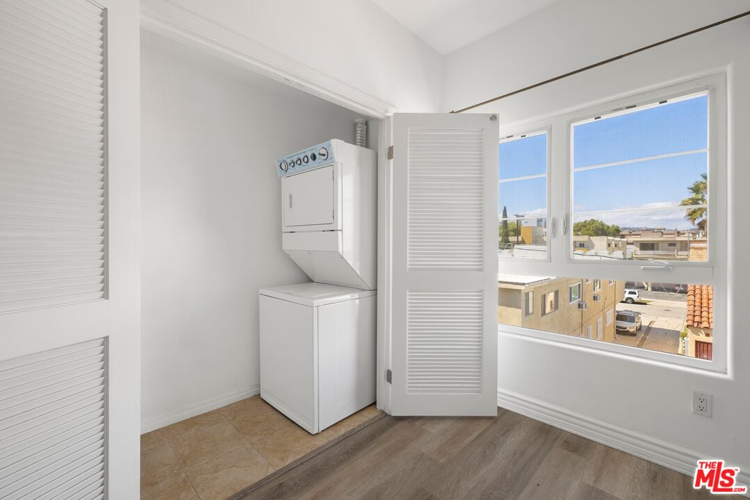 8555 Cashio St Unit: PH 4
