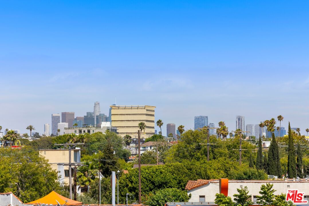 8555 Cashio St Unit: PH 4