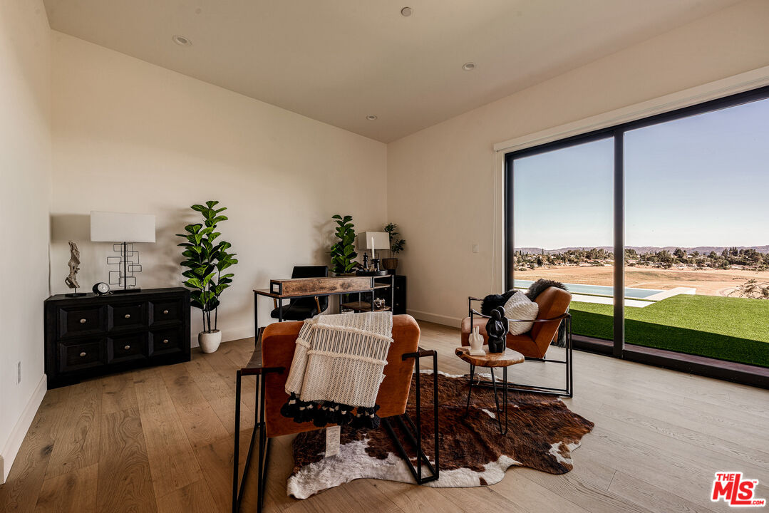 22328 S Summit Ridge Cir
