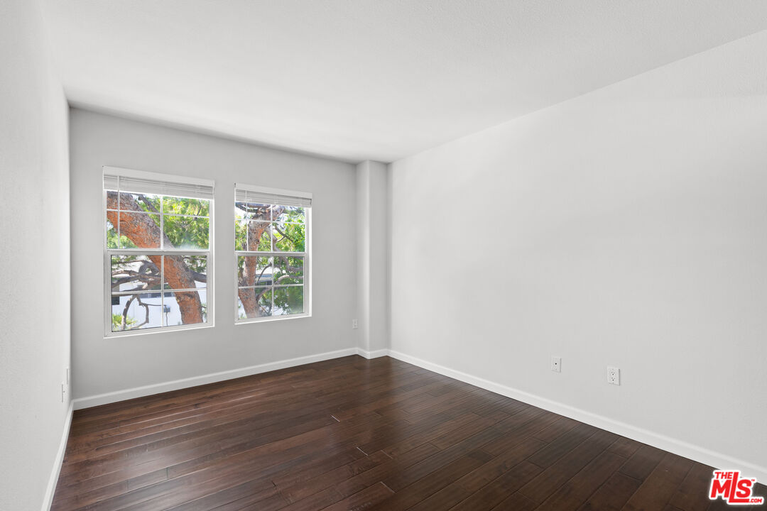 14061 Milbank ST Unit: 4