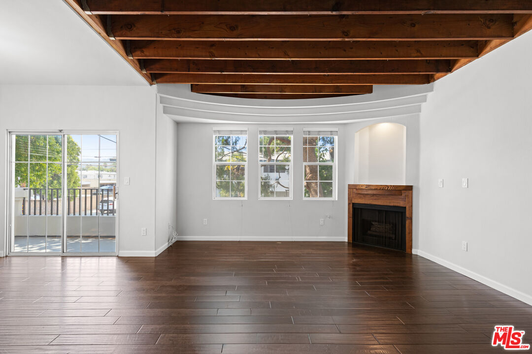 14061 Milbank ST Unit: 4