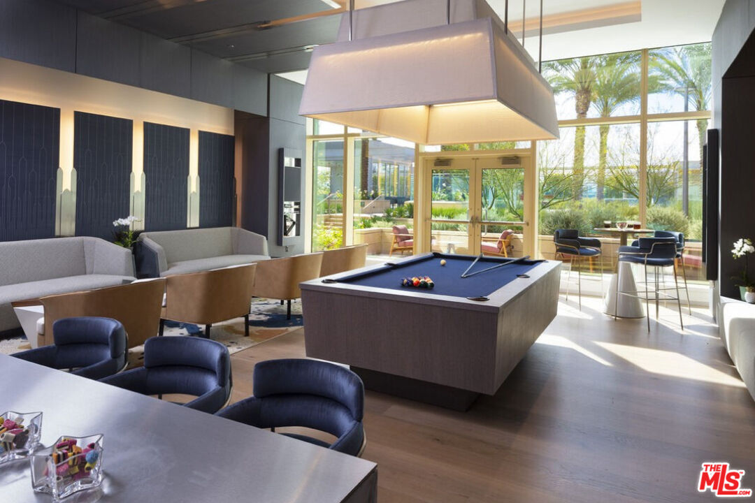 877 Francisco St Unit: 1611