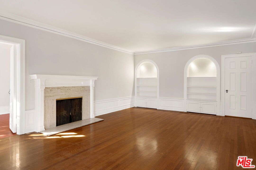 301 S Arden Blvd