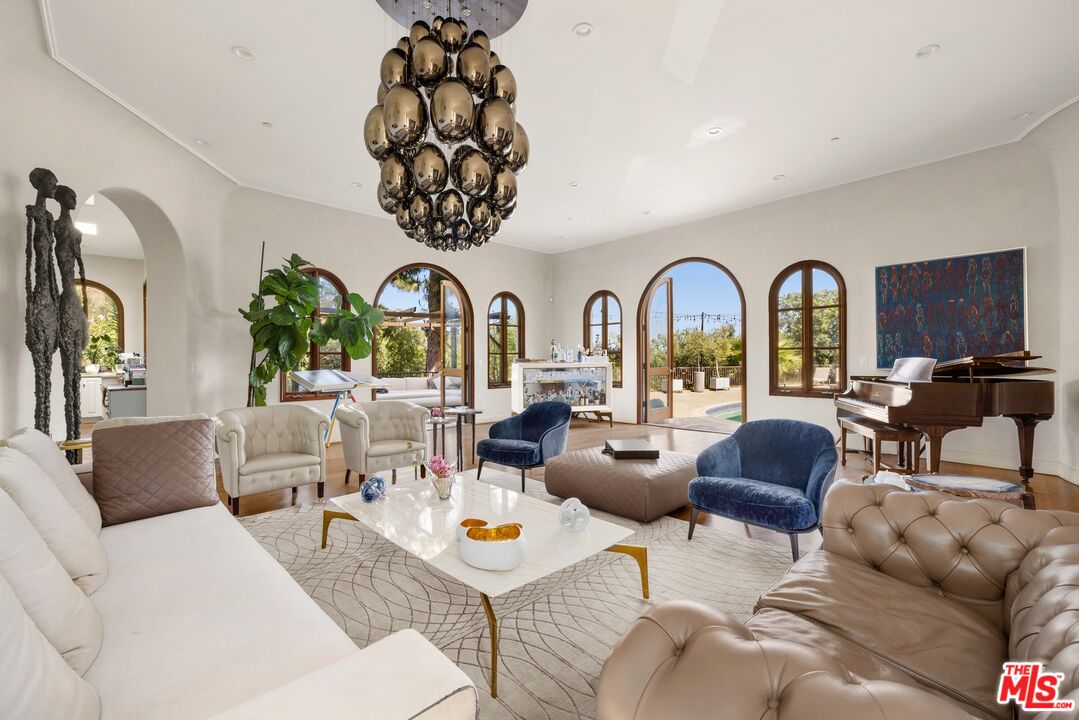 1214 Beverly View Dr