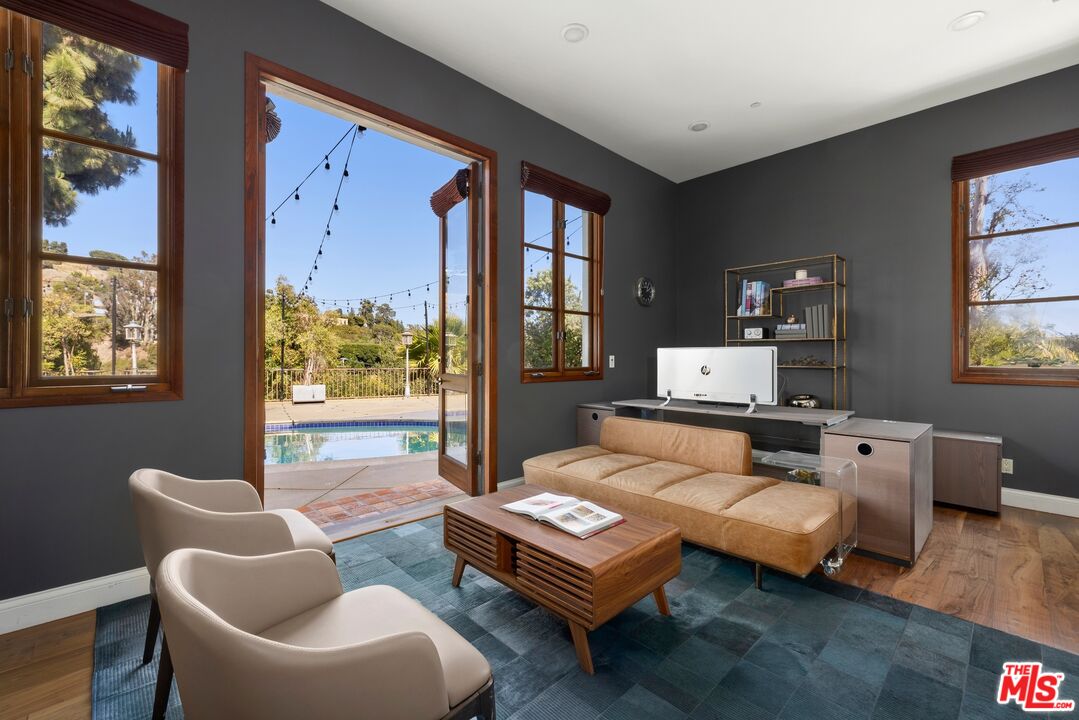 1214 Beverly View Dr