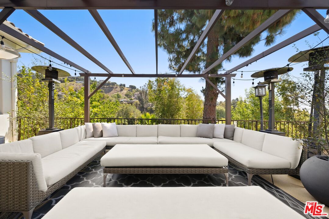 1214 Beverly View Dr
