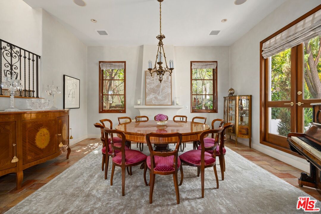 1214 Beverly View Dr