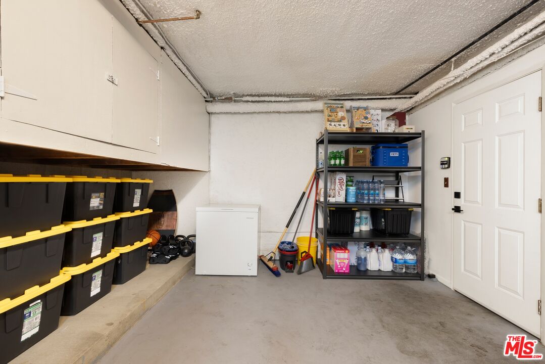 1209 Larrabee St Unit: 4