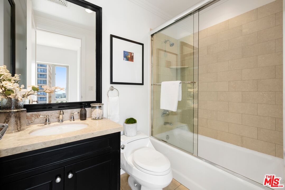 10727 Wilshire Boulevard, No. 1001