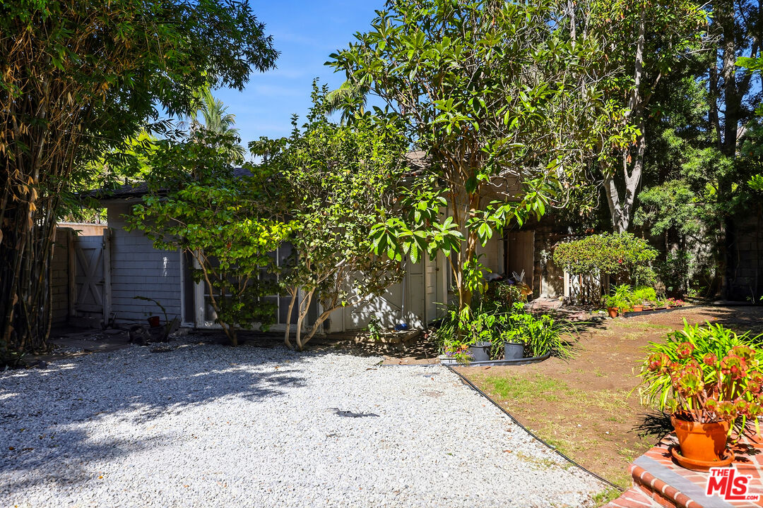 521 N. Crescent Drive