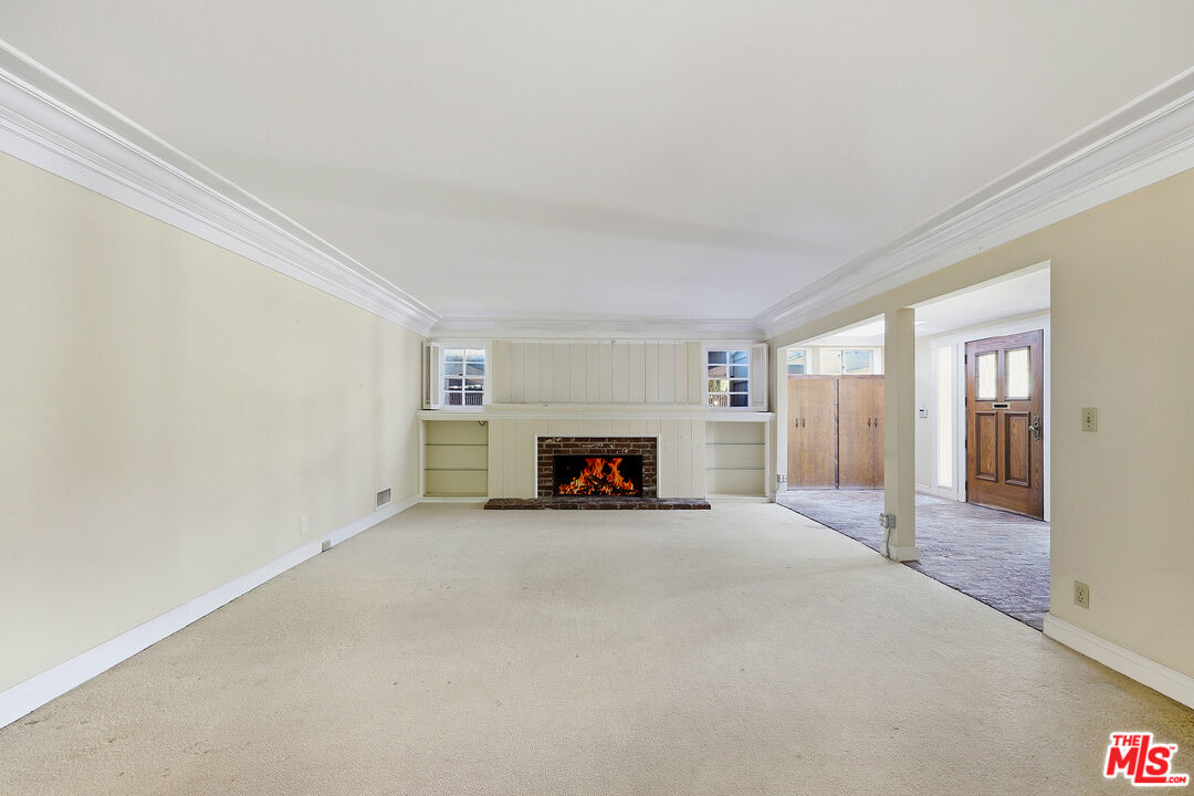 521 N. Crescent Drive