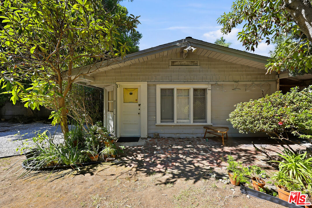 521 N. Crescent Drive