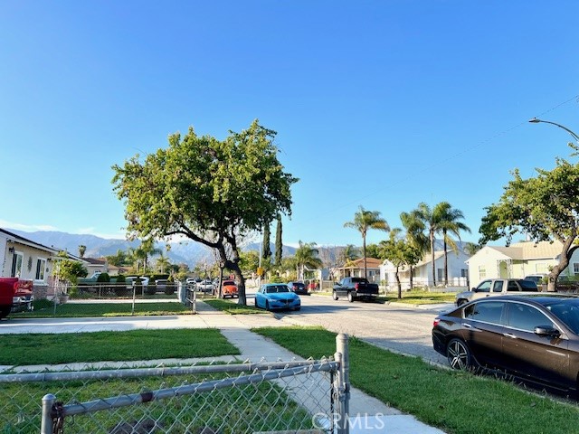 147 S Lemon AVE