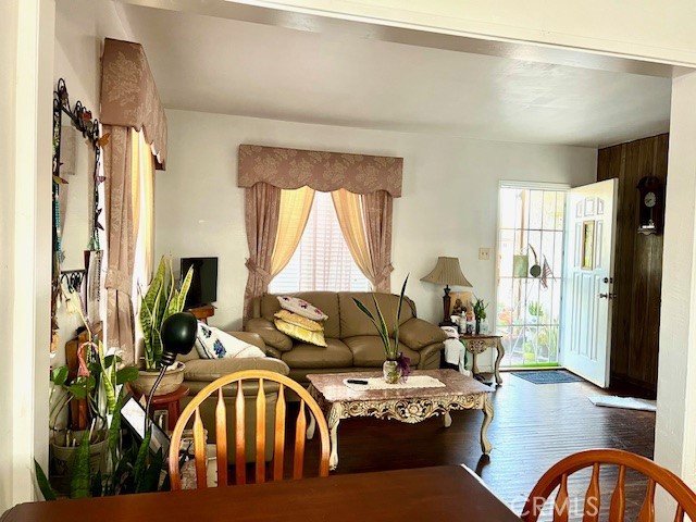 147 S Lemon AVE