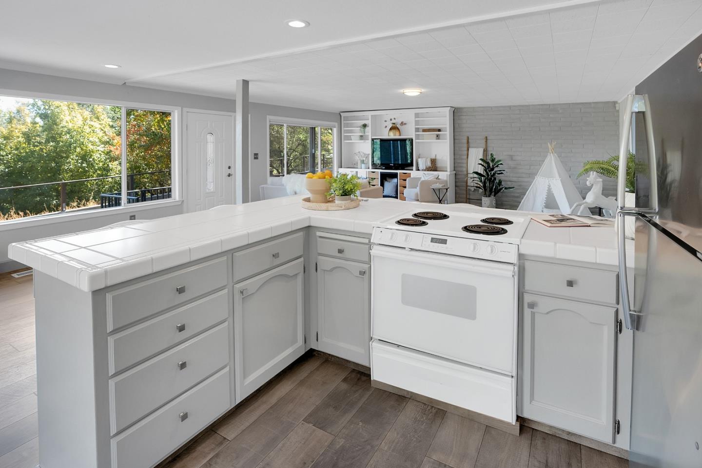 114 Southwood Drive