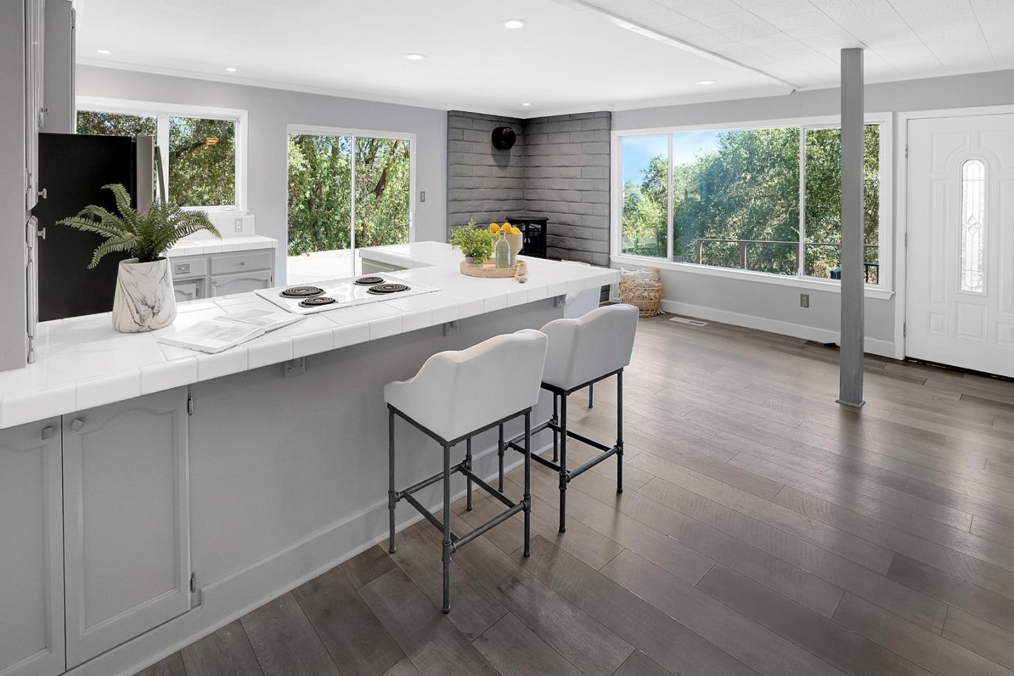 114 Southwood Drive