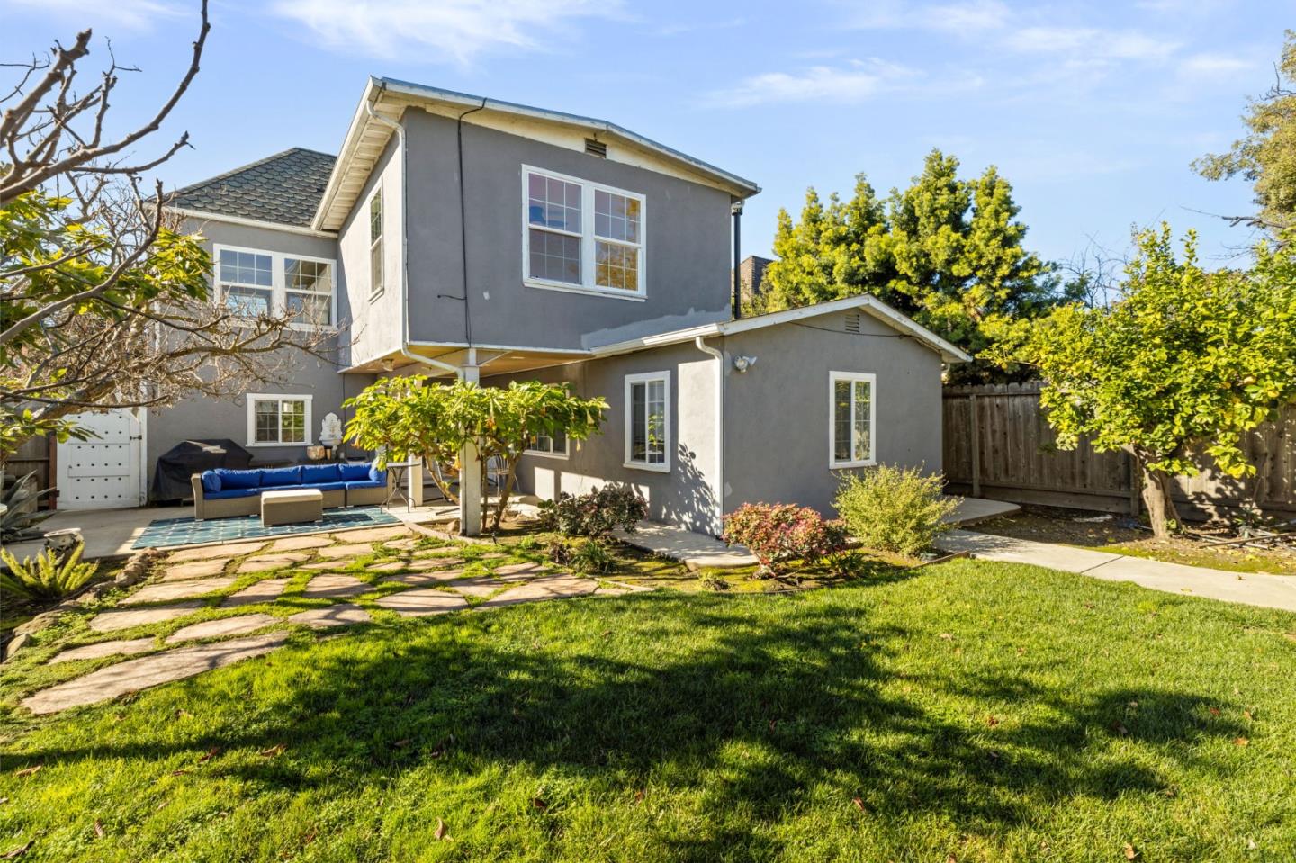 105 Lindbergh Street