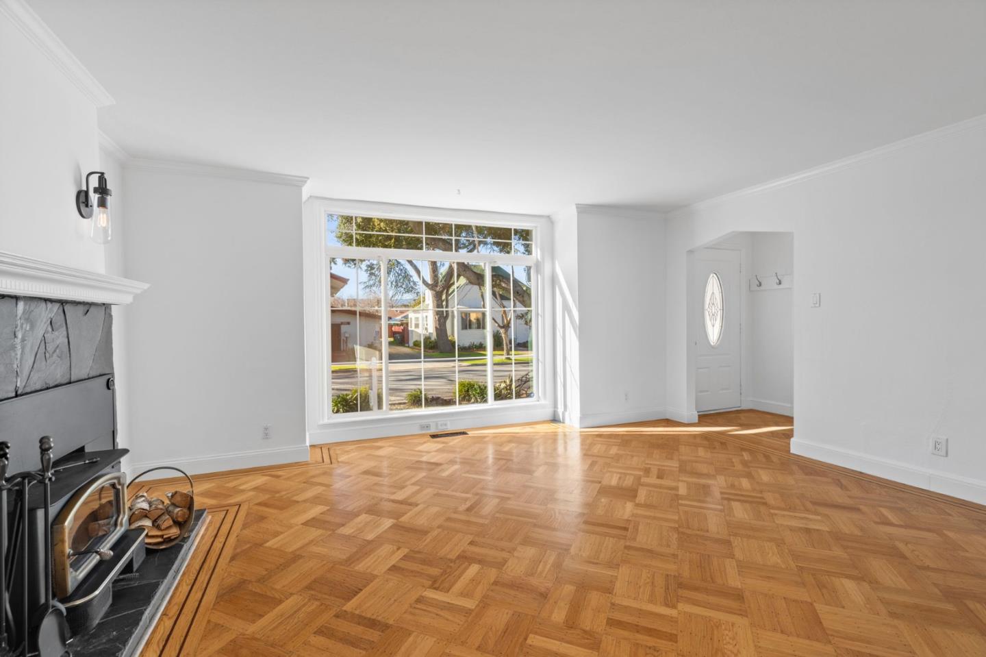 105 Lindbergh Street