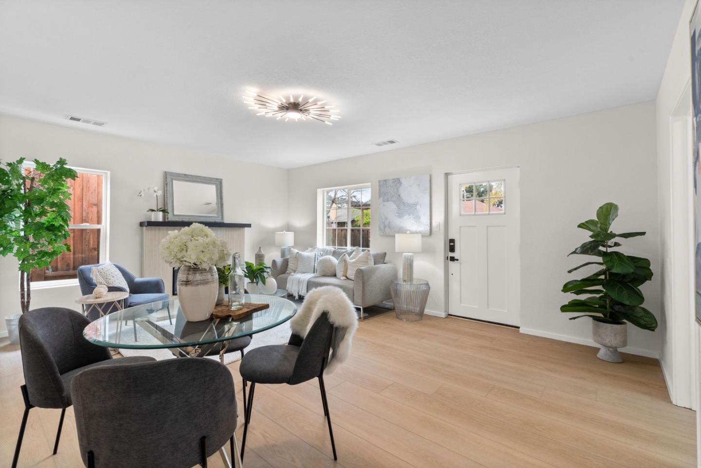 1039 Inverness Drive