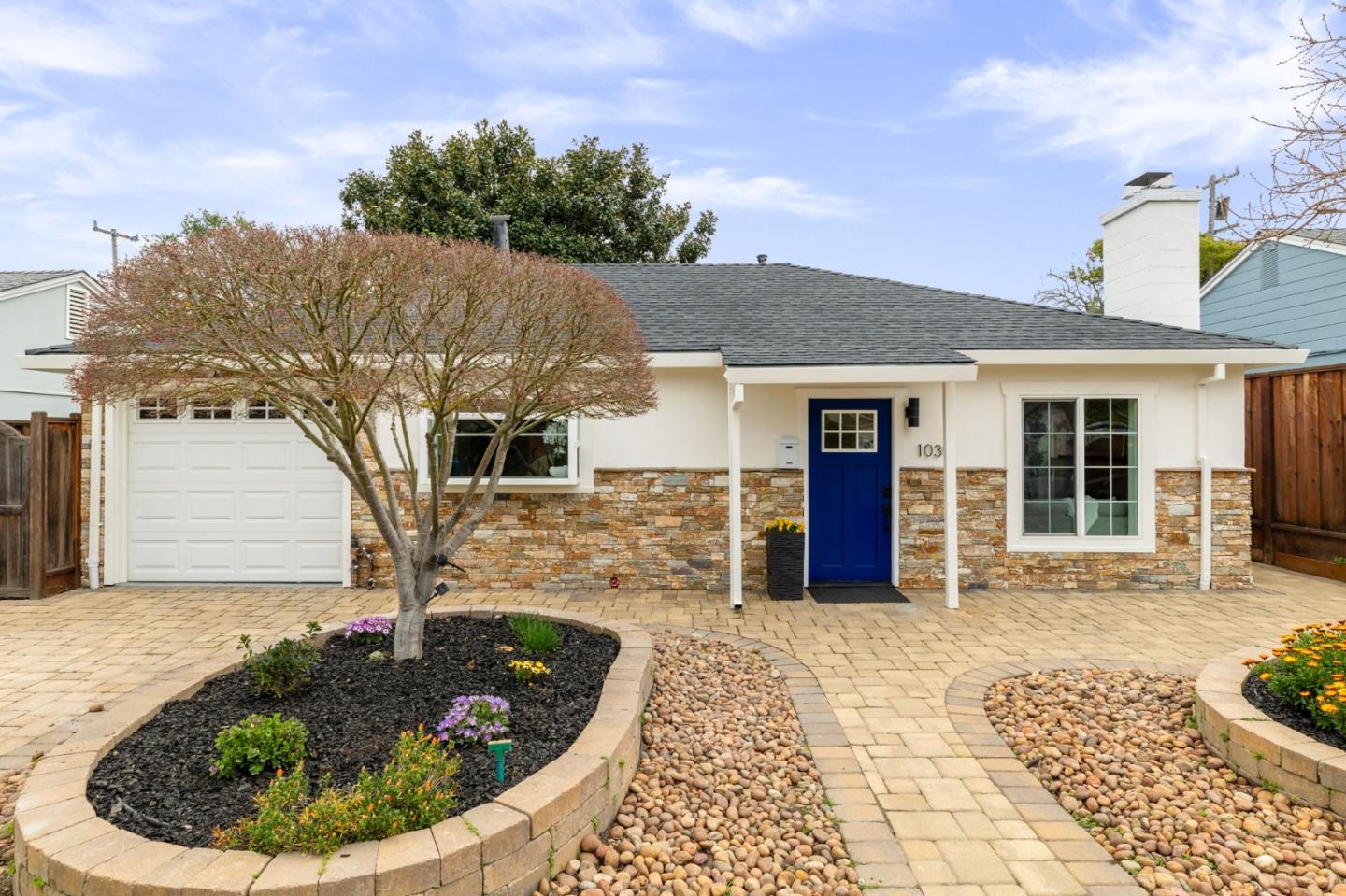 1039 Inverness Drive