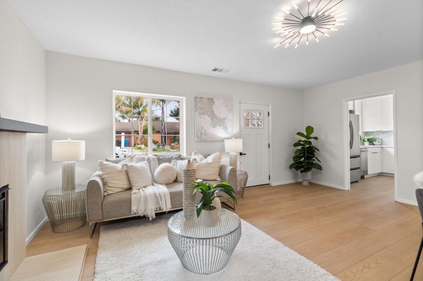 1039 Inverness Drive