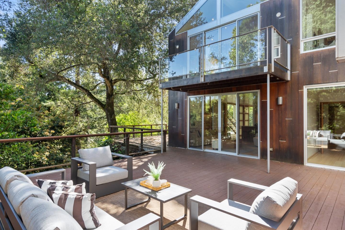 1005 Portola Road