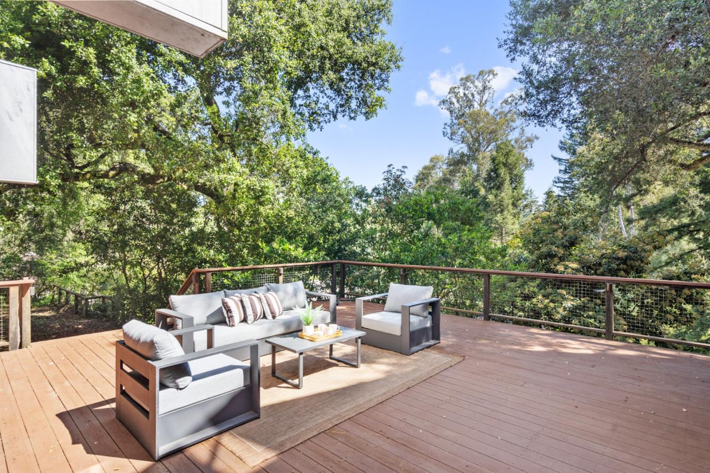 1005 Portola Road