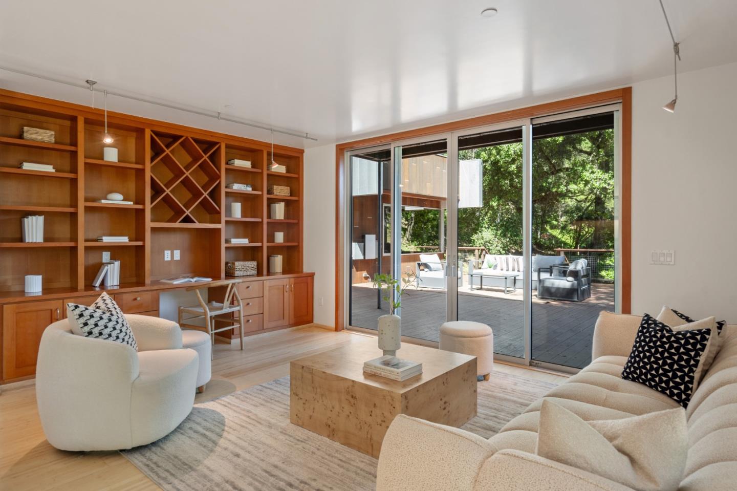 1005 Portola Road