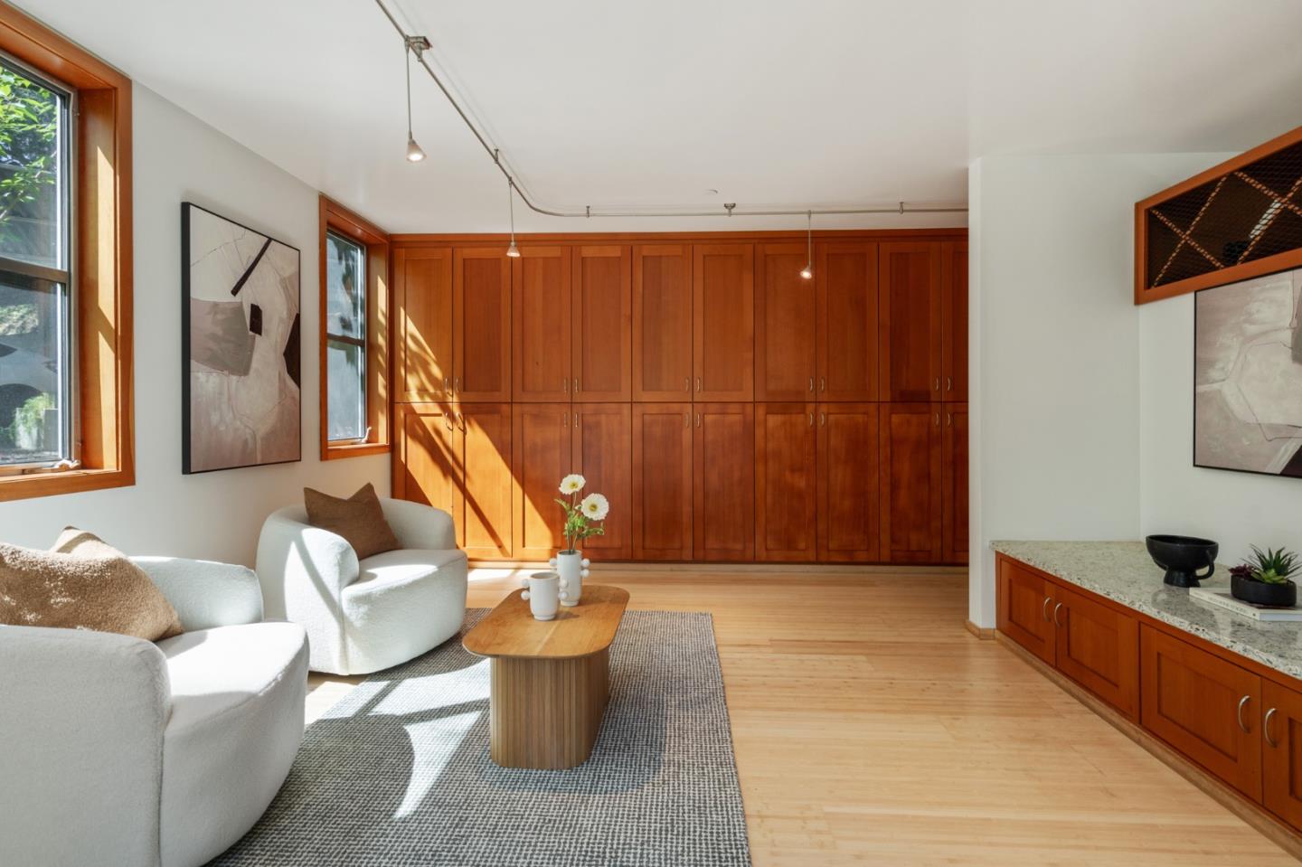 1005 Portola Road
