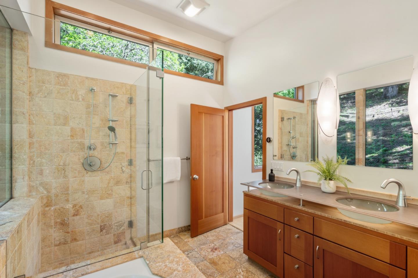 1005 Portola Road
