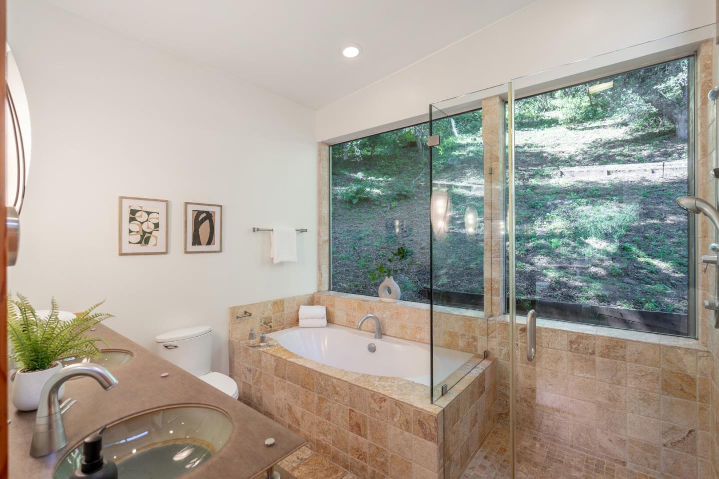1005 Portola Road
