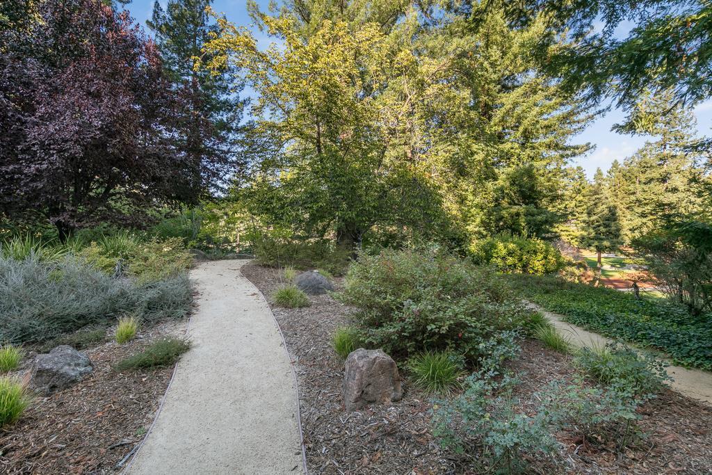 1202 Sharon Park Drive