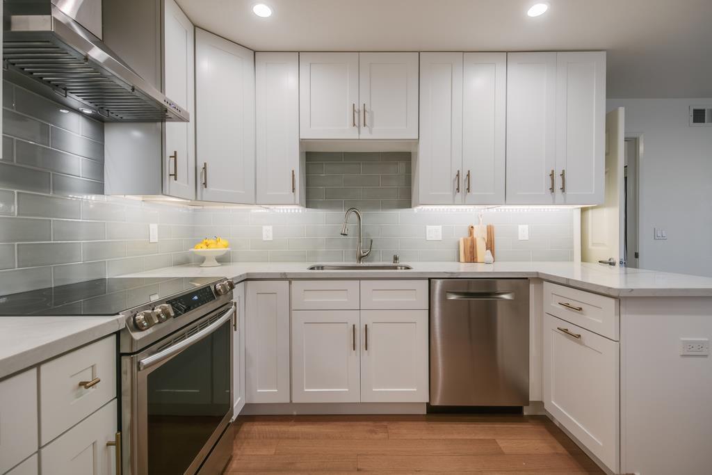 1202 Sharon Park Drive