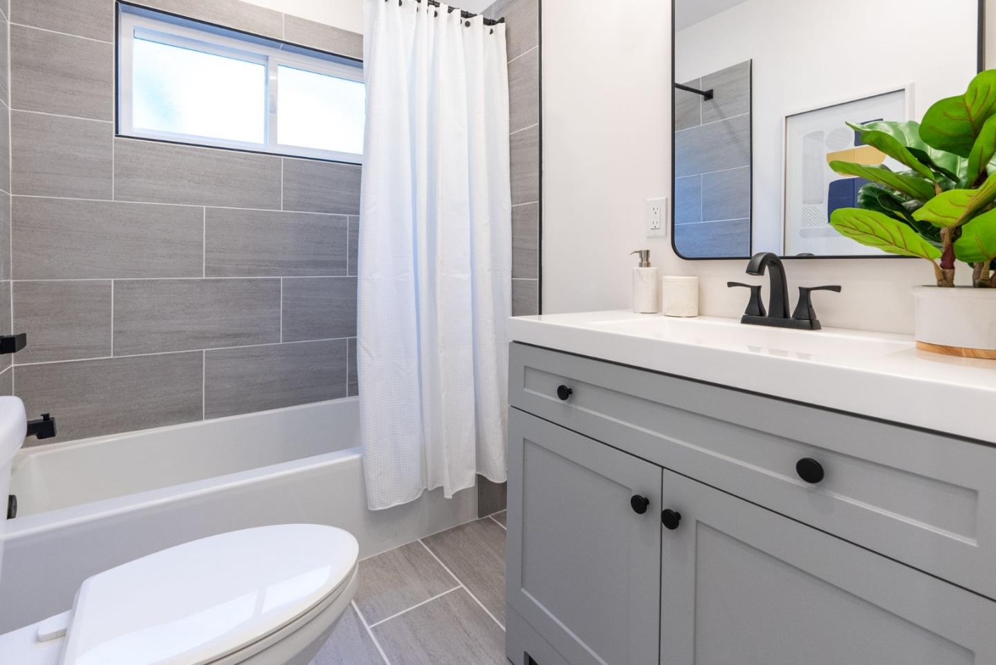 1349 Jefferson Avenue