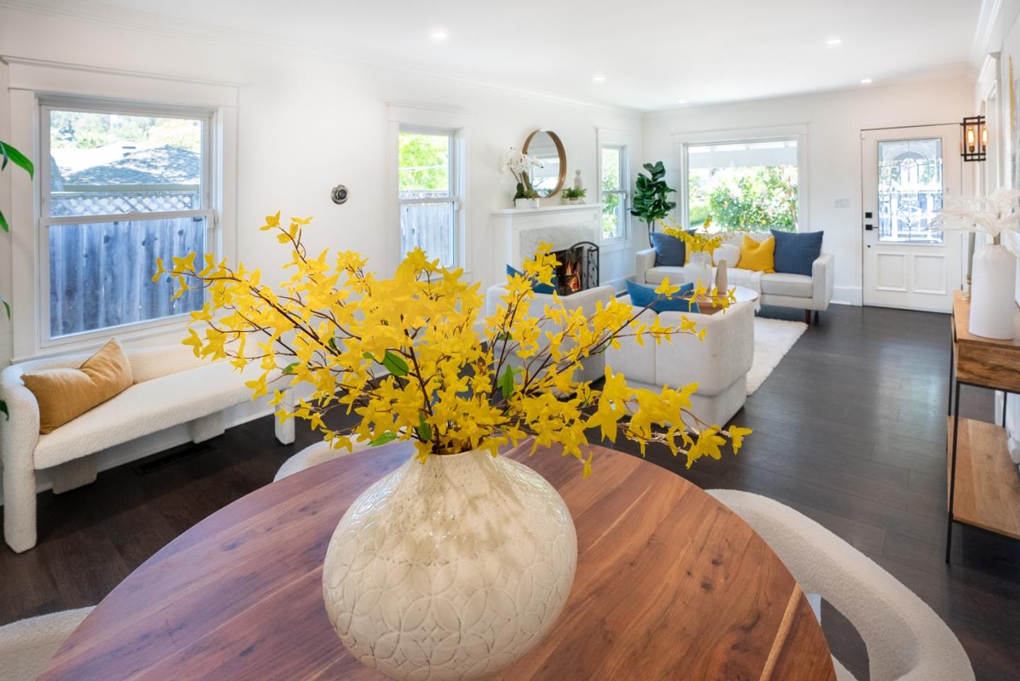 2653 Brewster Avenue