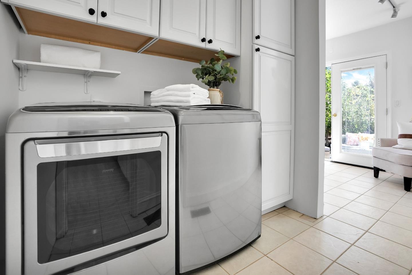 2653 Brewster Avenue