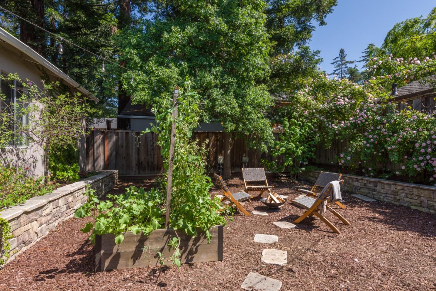 2023 Valparaiso Avenue