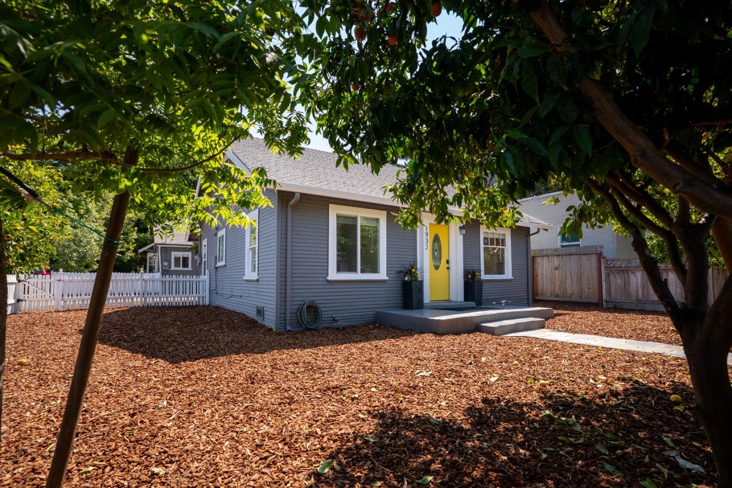 116 Oak Court