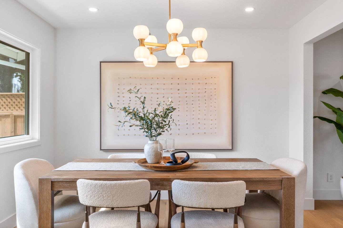 19522 Via Real Drive