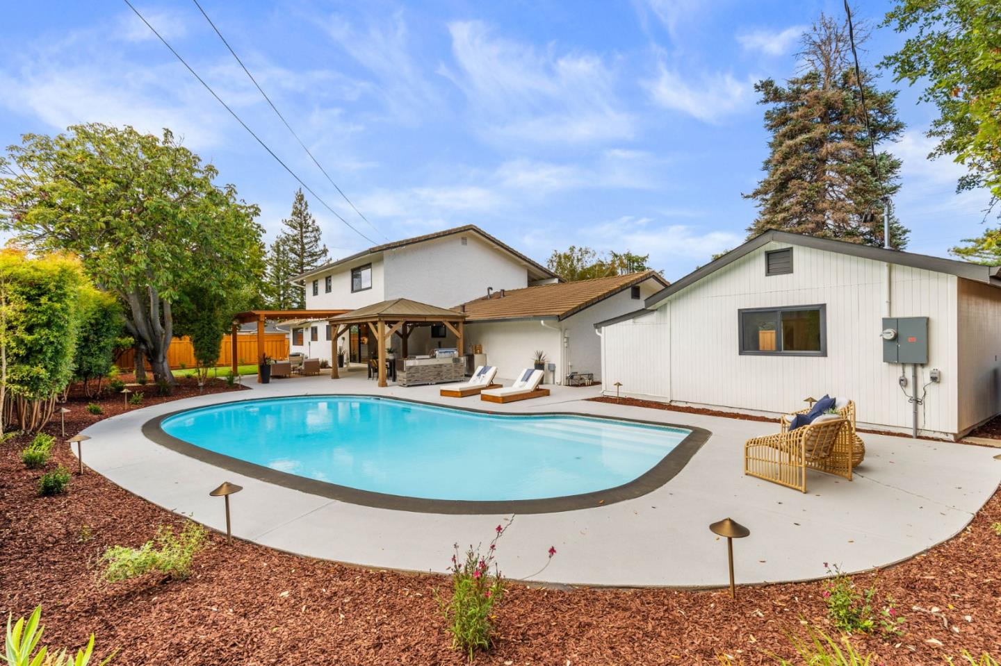 19522 Via Real Drive