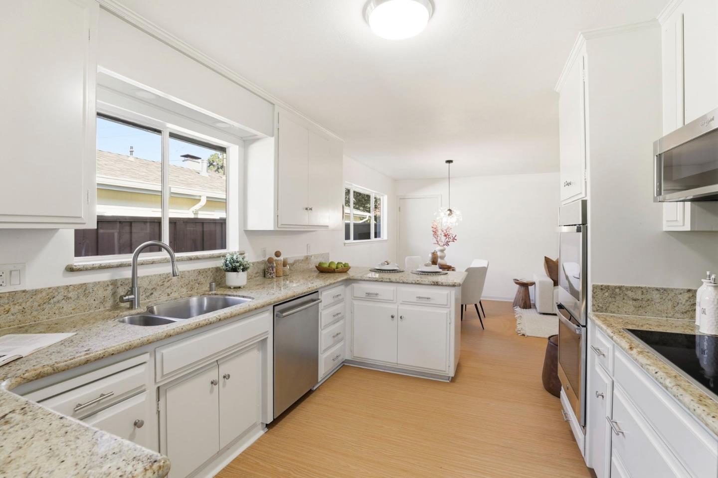 381 Leland Avenue