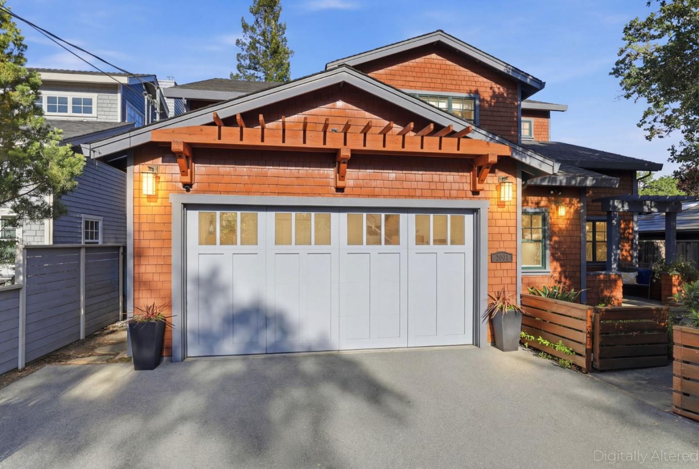 2067 Santa Cruz Avenue