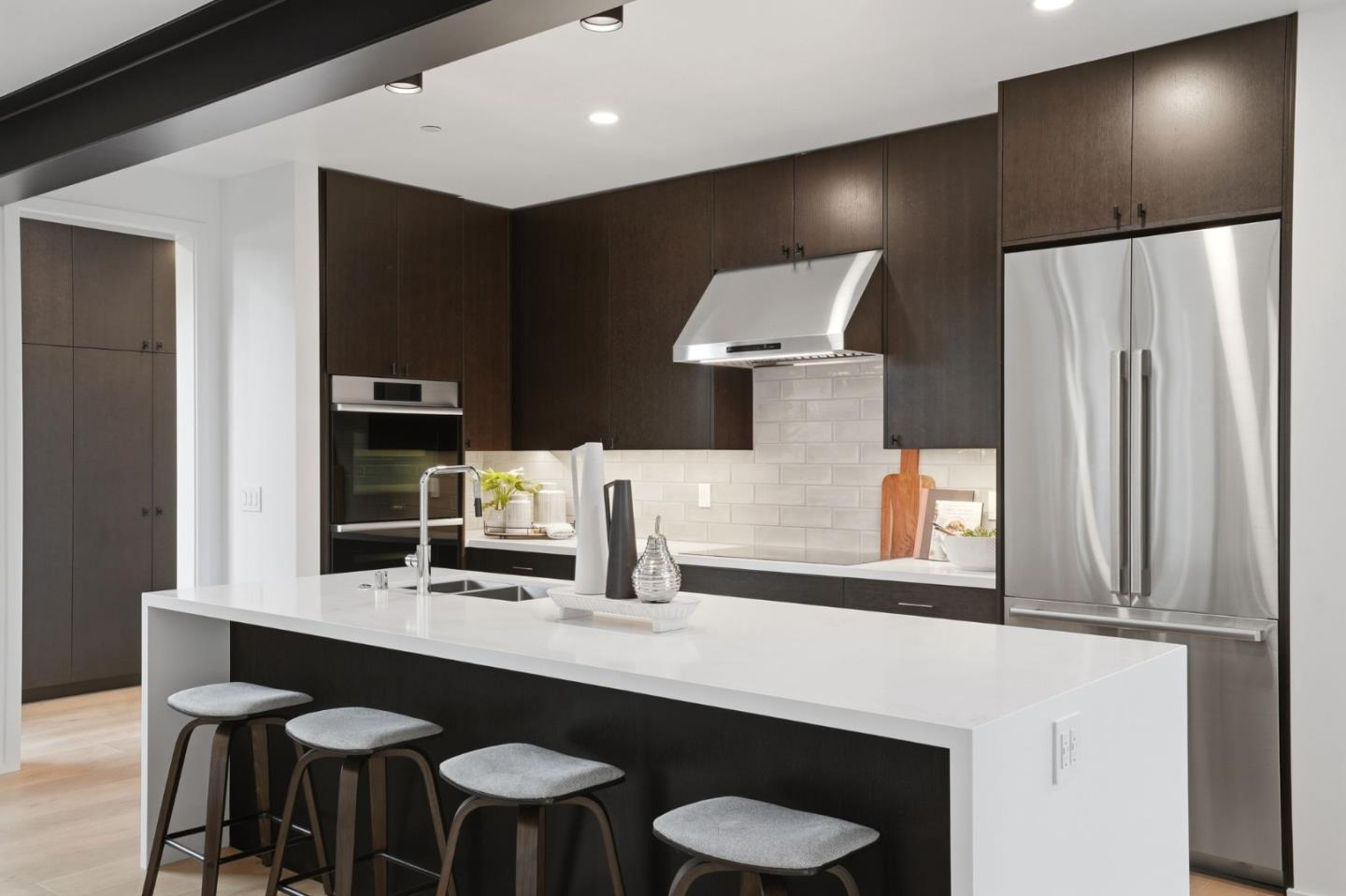 3012 Vistamont Drive