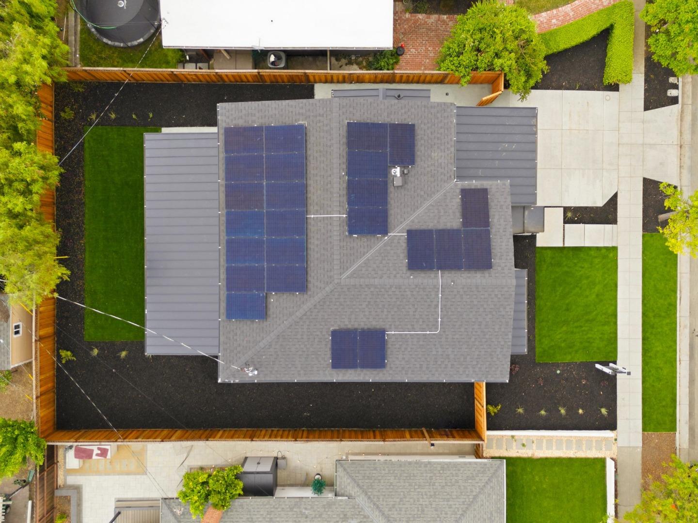 3012 Vistamont Drive