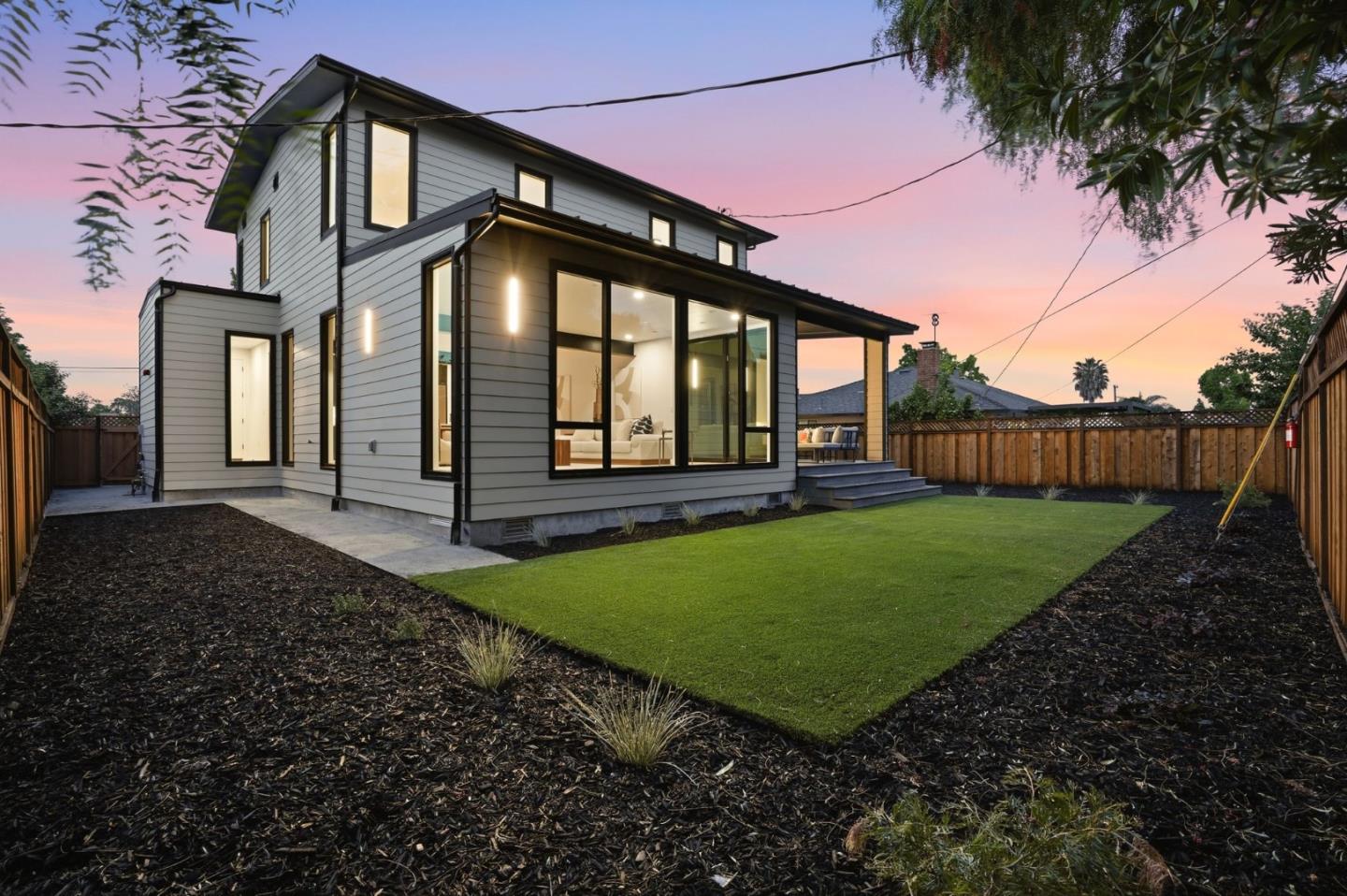 3012 Vistamont Drive