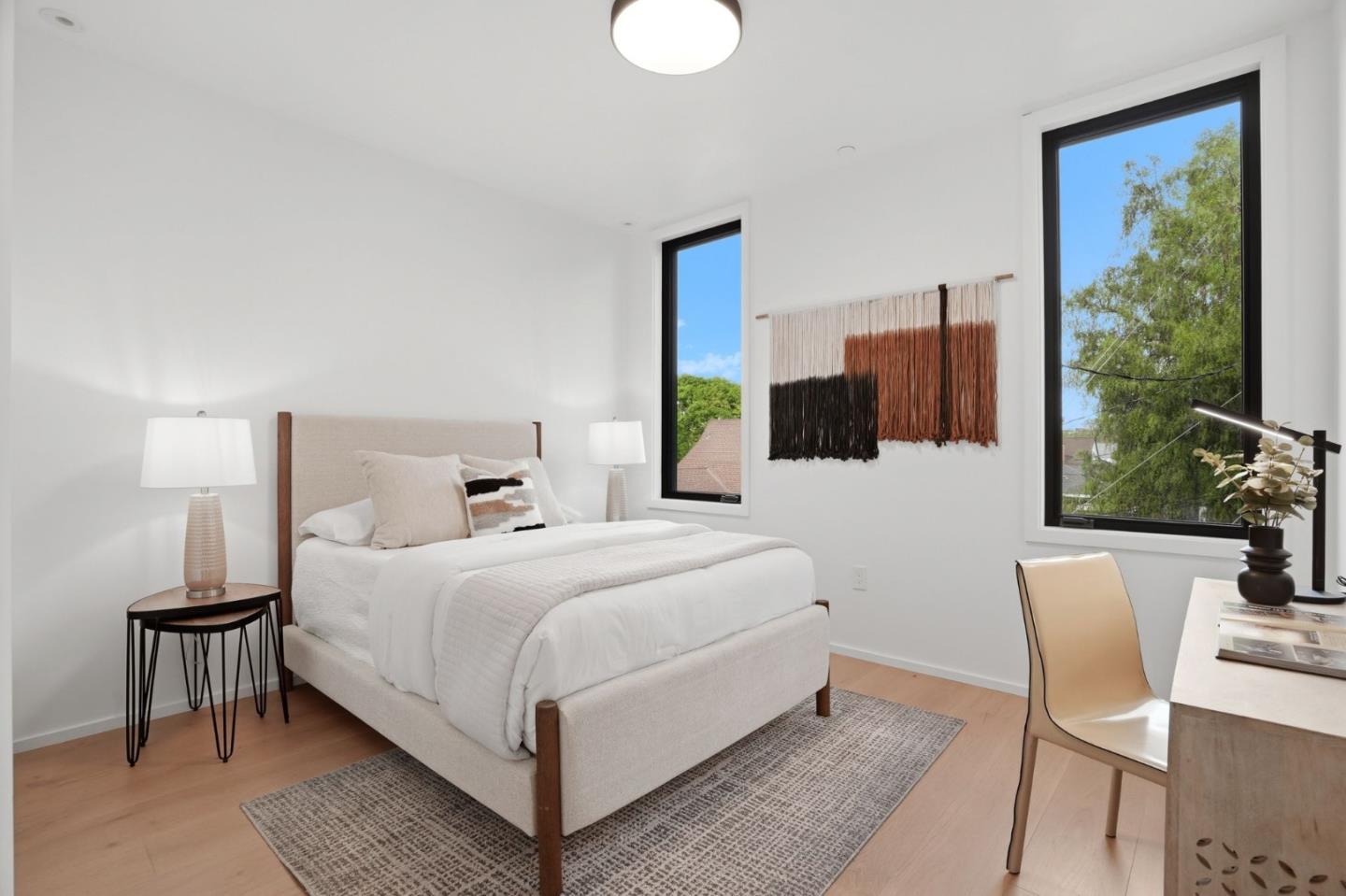 3012 Vistamont Drive