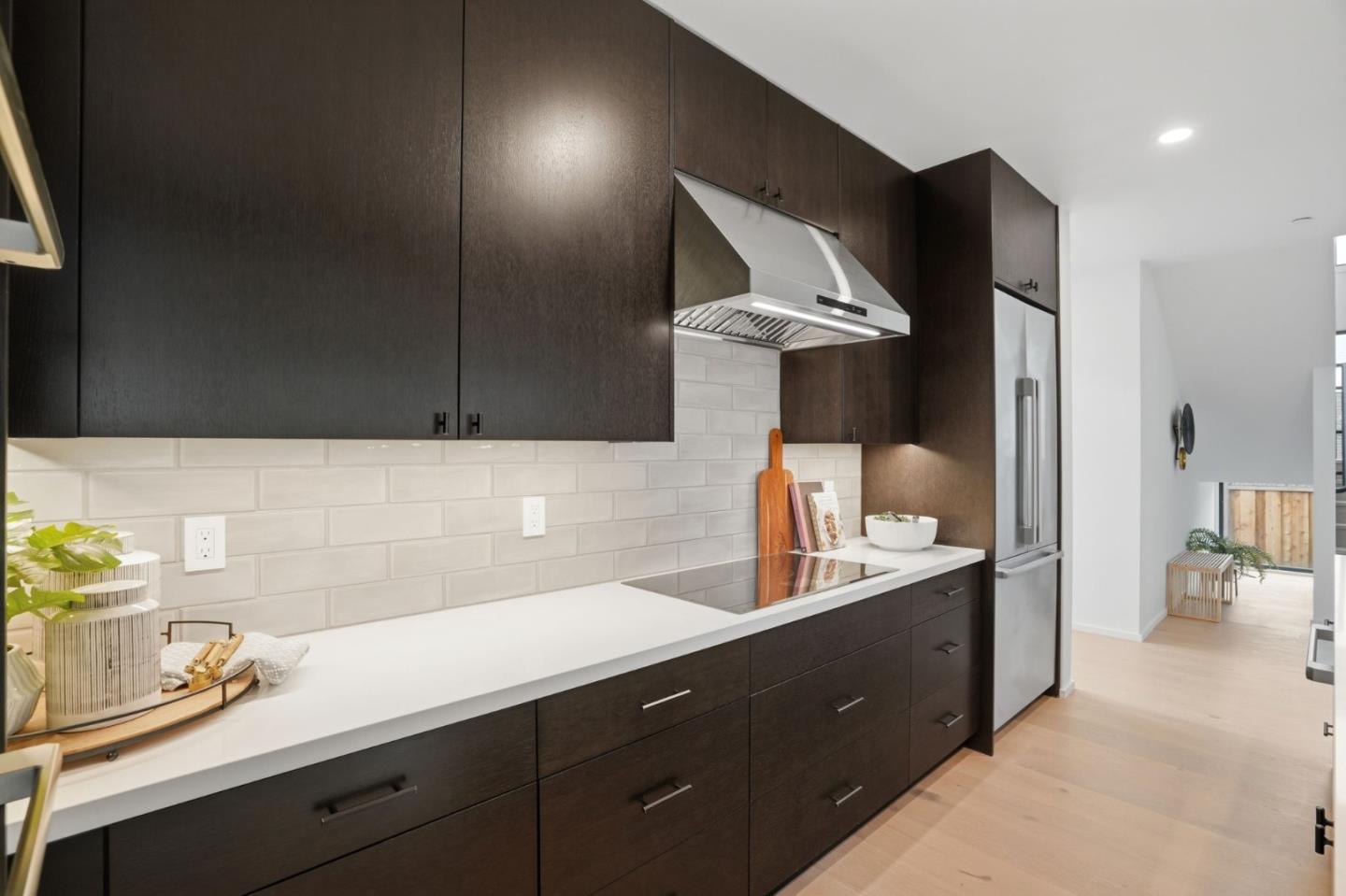 3012 Vistamont Drive