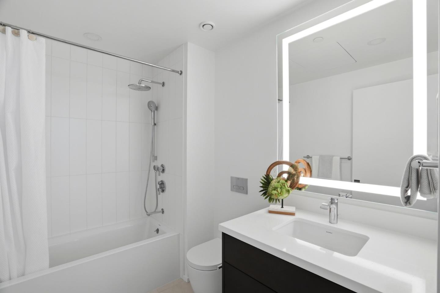 3012 Vistamont Drive